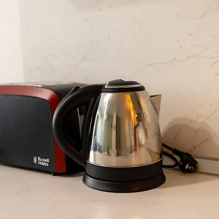 Апартаменты Bright City-center Flat For 4 Guests Варна