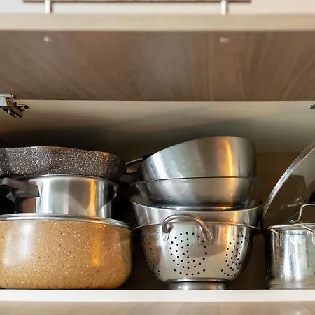 Апартаменты Bright City-center Flat For 4 Guests Варна